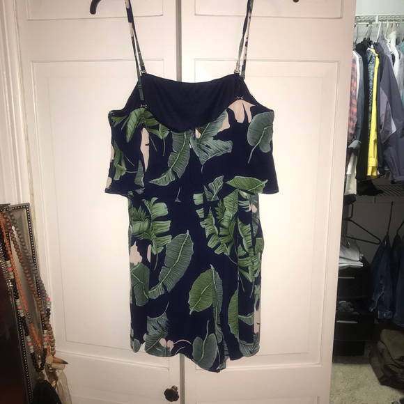 NWT- Tropical Print Romper - Picture 2 of 3